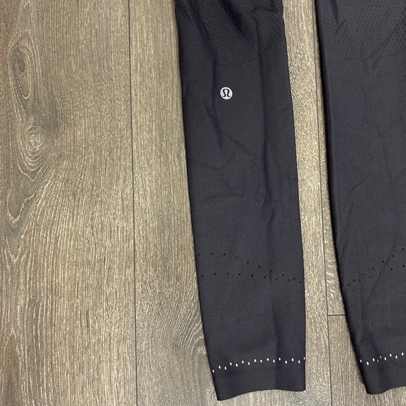 Lululemon Zoned In Tight *27" Leggings Moonphase Gray Size 4 - Picture 12 of 15